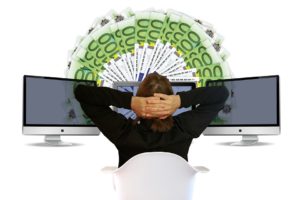 Chcete hodně vydělávat? Seznam profesí, kde peníze nebudou problémem