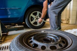 Bezpečnostní trojúhelník vašeho vozu: na co se zaměřit při každé servisní prohlídce?