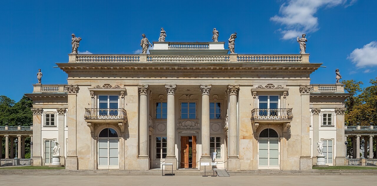 Palác na ostrově v parku Łazienki Królewskie ve Varšavě