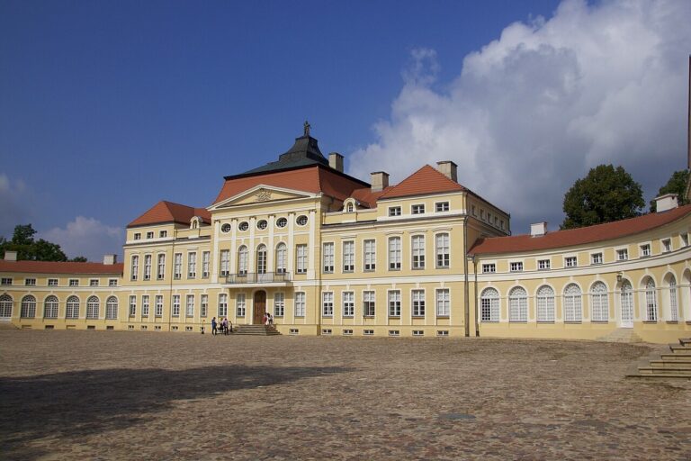 Palác Raczyńských v Rogalinu