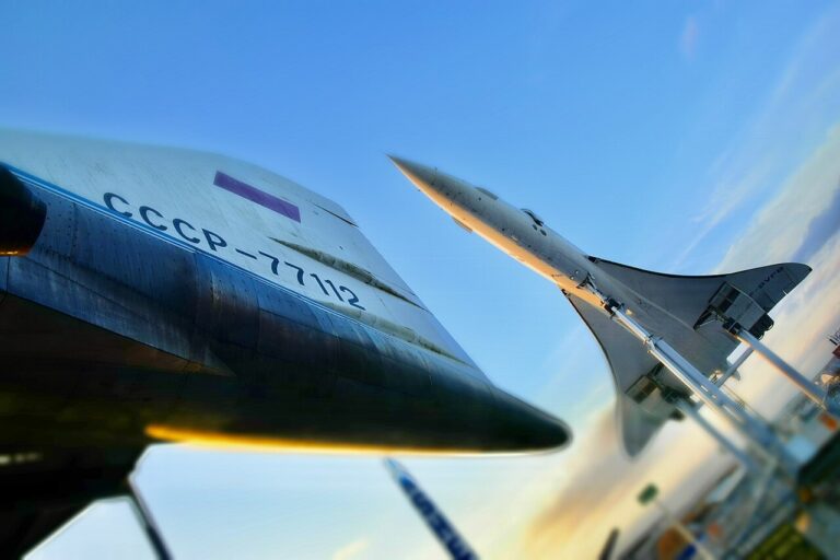 Nadzvuková letadla Tupolev Tu-144 a Concorde v Technik Museum Sinsheim